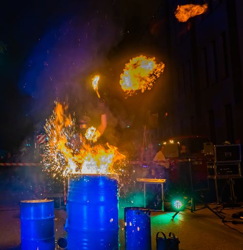 Feuershow Industrial Fire mit Fire Drum